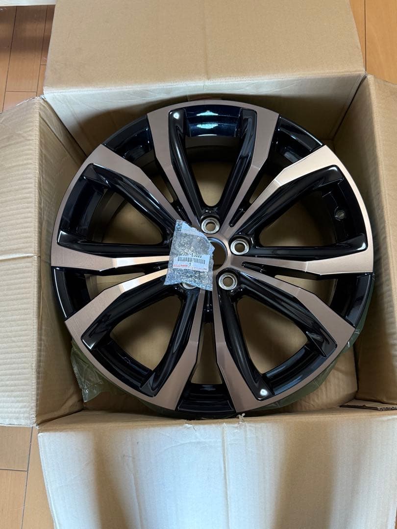 たーろ　RX 純正ホイール 新車外し バルブセンサー付き 20インチ１本