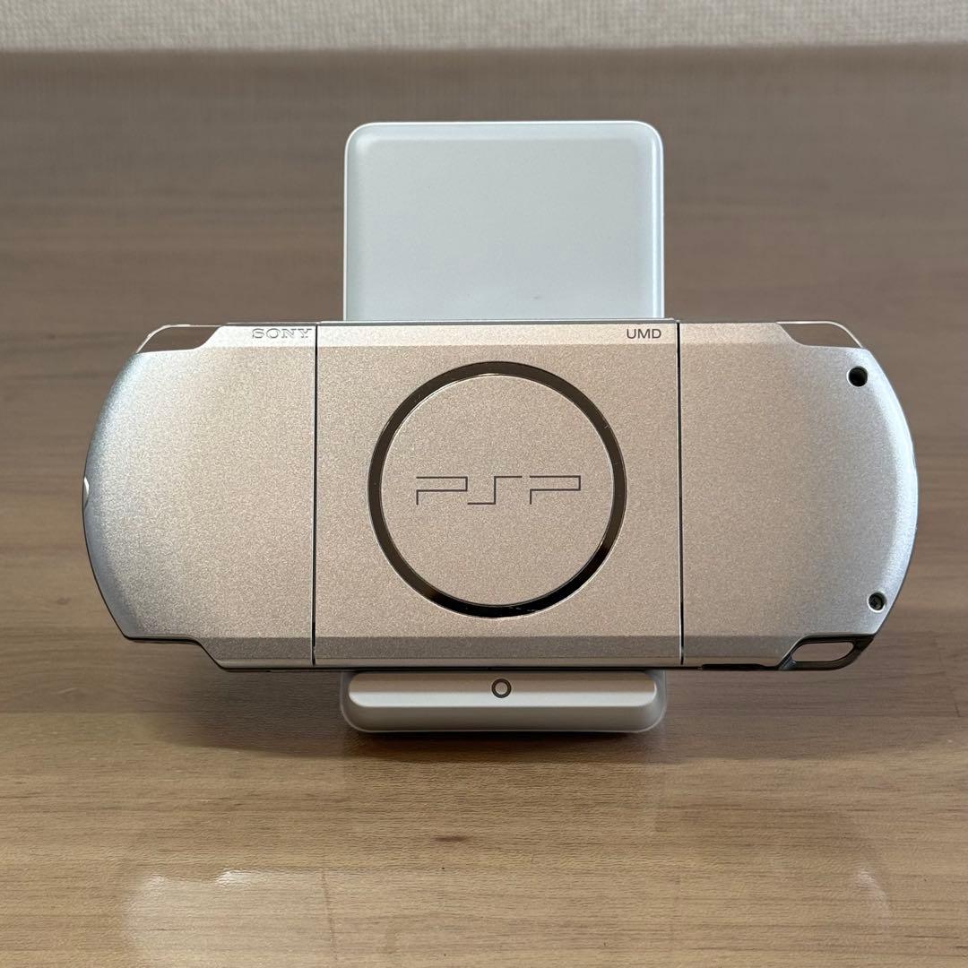 4-006【極美品】PSP-3000 ミスティック シルバー