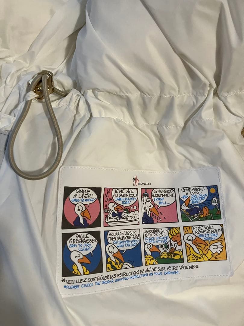 新品タグ付　Moncler モンクレール　ダウンベスト
