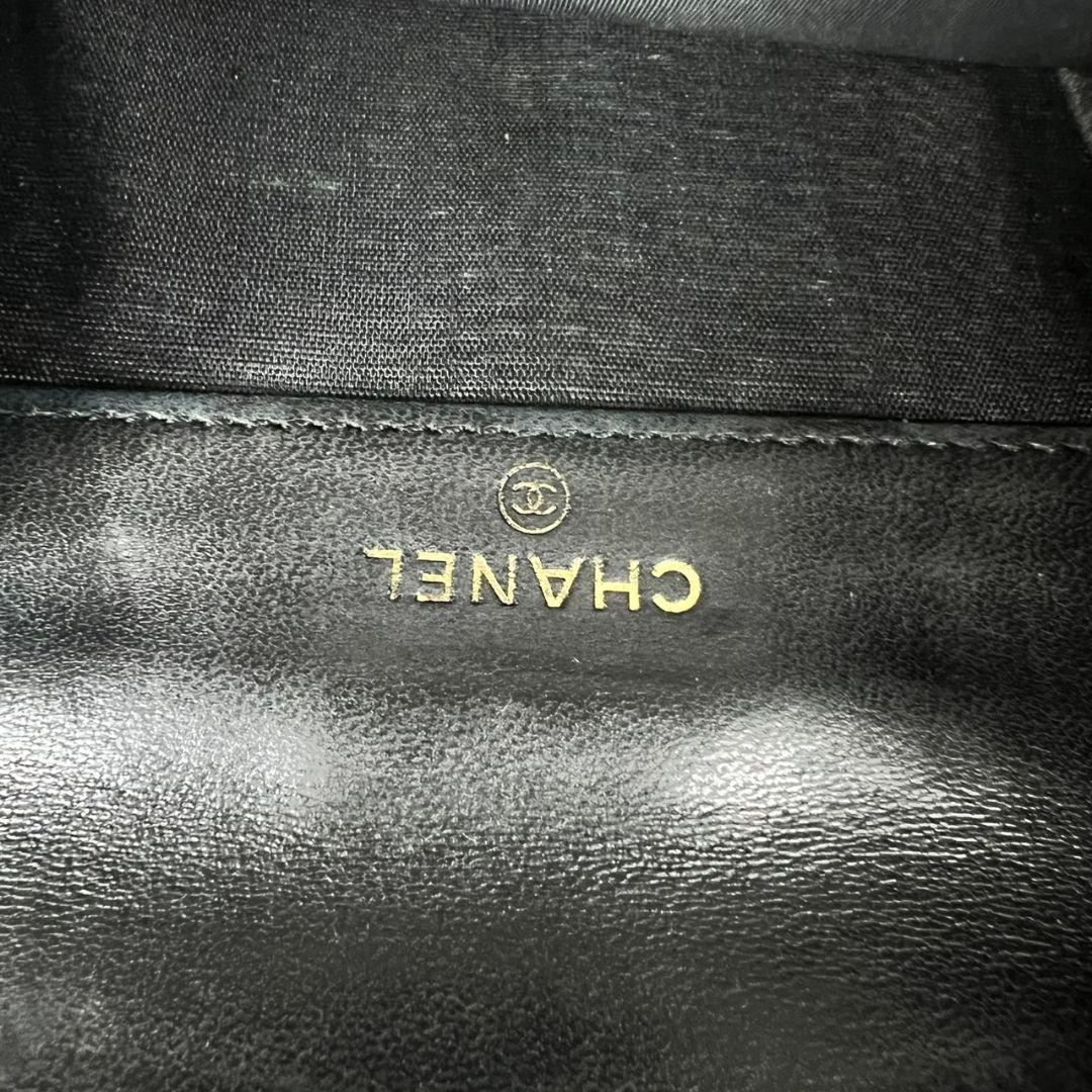 CHANEL ココマーク キャビアスキン 二つ折り財布