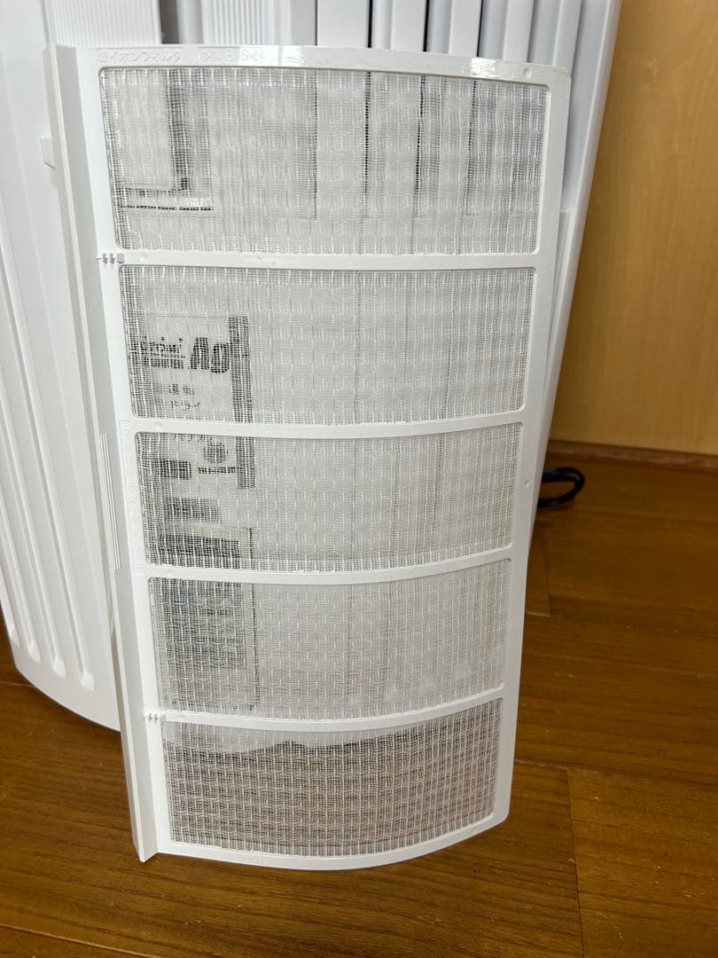 窓用エアコン Ag技術搭載 ホワイト