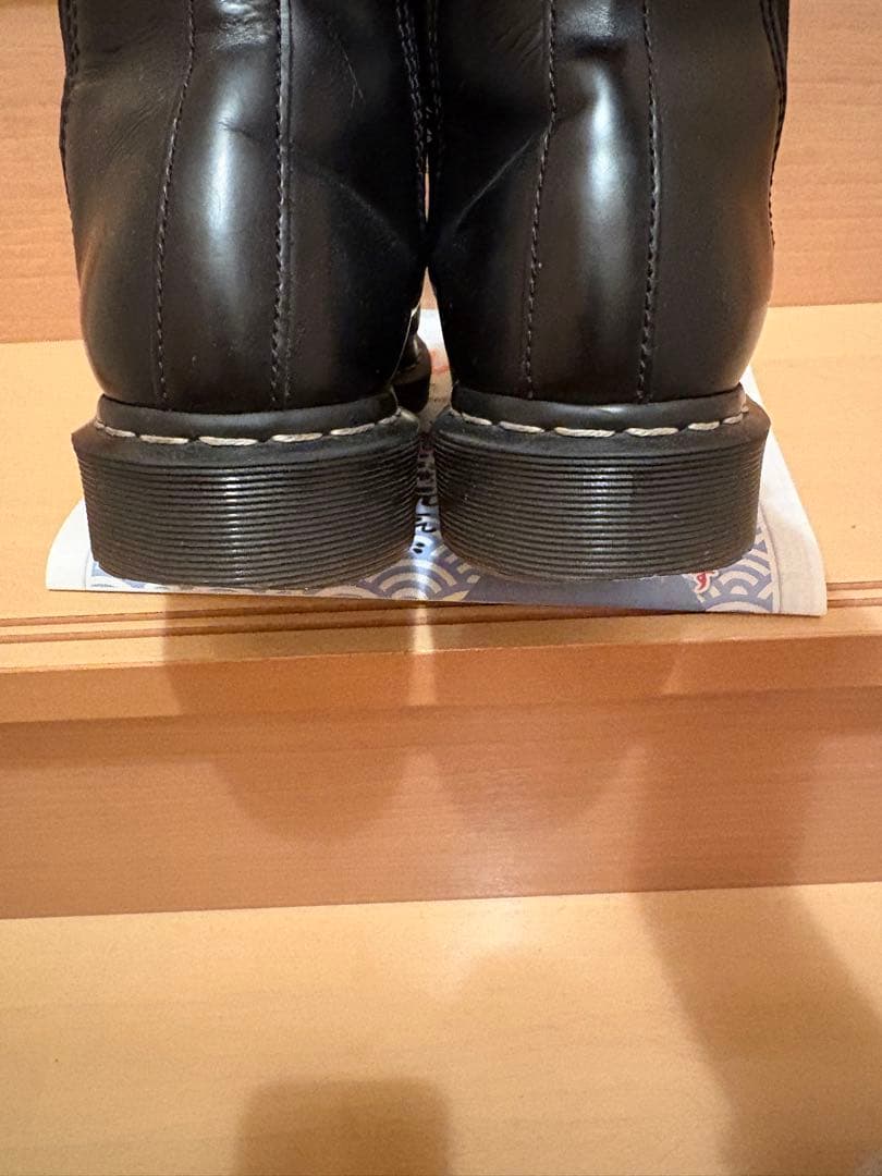 ドクターマーチン チェルシーブーツ サイドゴア　白ステッチ