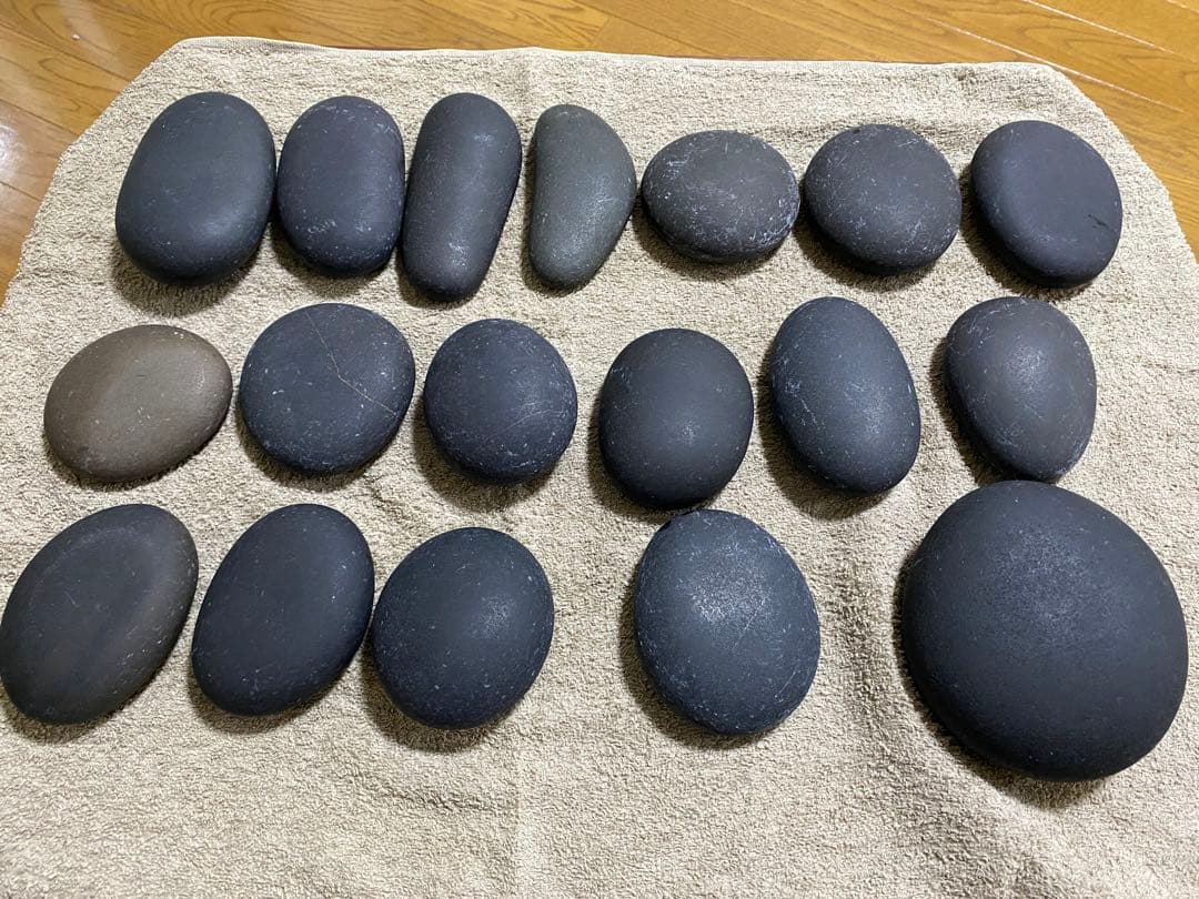 【天然玄武岩】ホットストーンマッサージ用ストーン 18個セット｜アリゾナ産｜