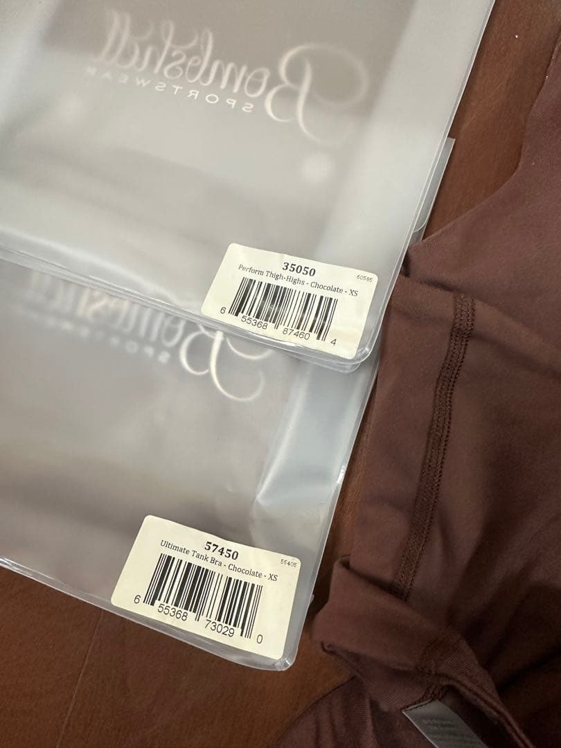 ボムシェル bombshell　sportswear