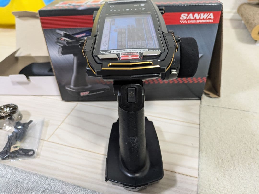 SANWA M17 リミテッドエディション　ゴールド　ラジコン送信機