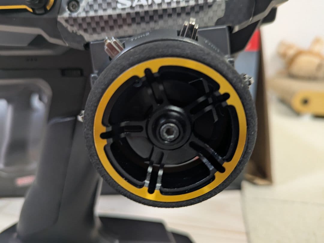 SANWA M17 リミテッドエディション　ゴールド　ラジコン送信機