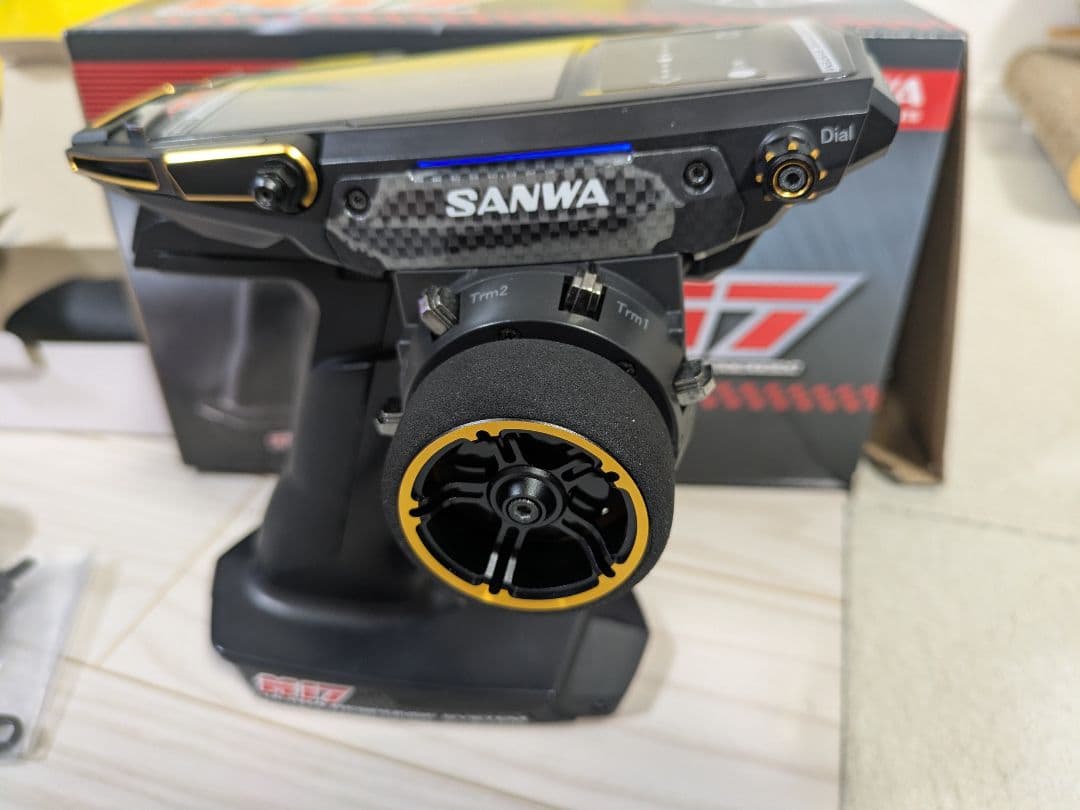 SANWA M17 リミテッドエディション　ゴールド　ラジコン送信機