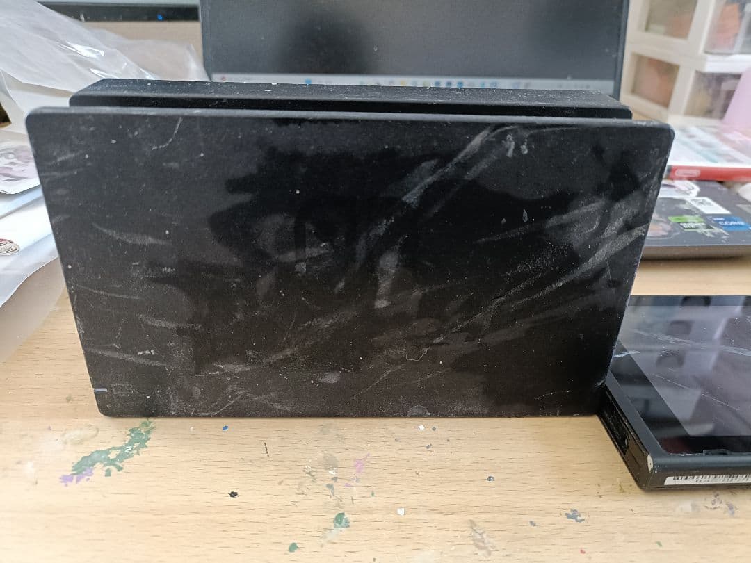 Nintendo switch本体+ドック(状態かなり悪め)