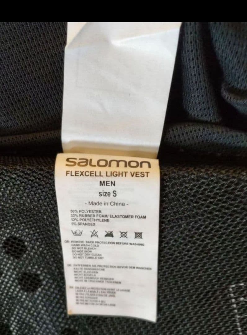 未使用保管品 SAROMON サロモン ベストタイプ バックプロテクター