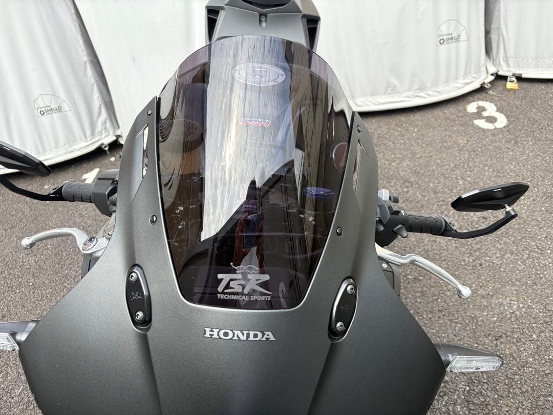 cbr600rr TSRスクリーン スモーク　2020〜