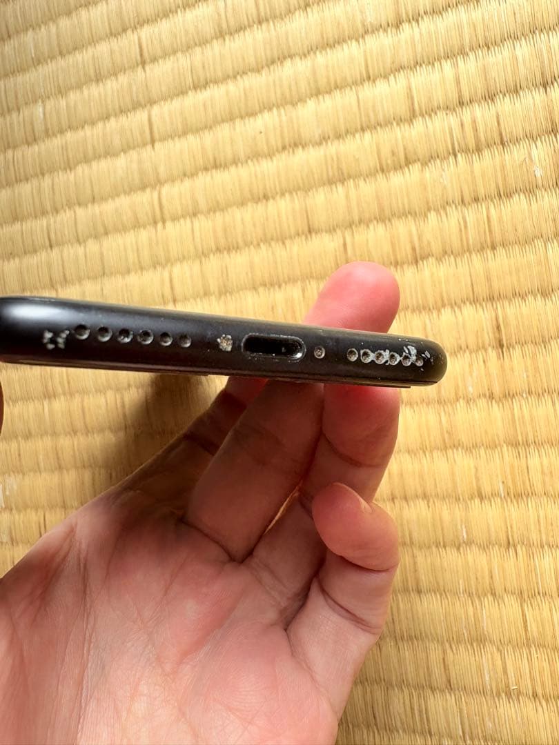 iPhone SE (第2世代) 128Gブラック SIMフリー