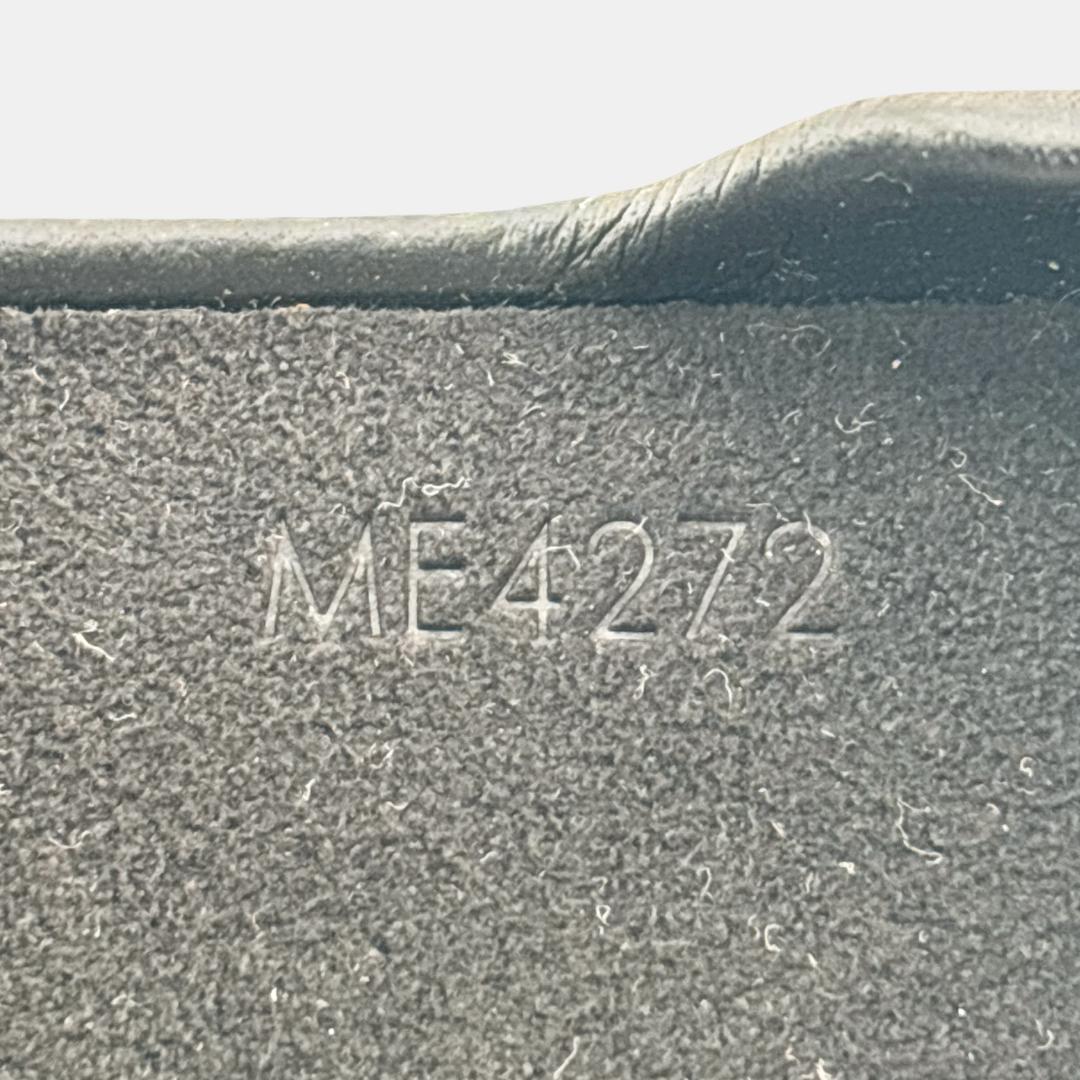 未使用品級　ルイヴィトン　モノグラム iPhone 14pro ケース バンパー