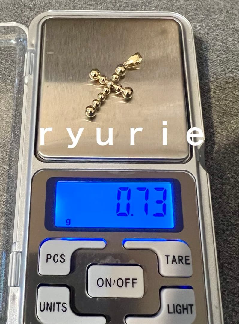 18金K18ペンダントタップクルス　ユニセックス