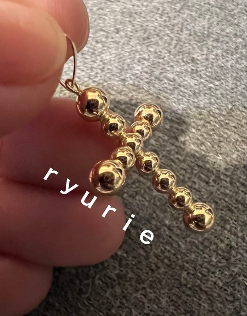 18金K18ペンダントタップクルス　ユニセックス