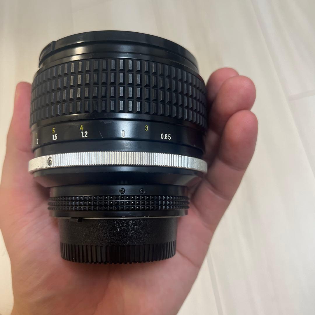 美品Nikkor 85mm f/1.4 レンズ