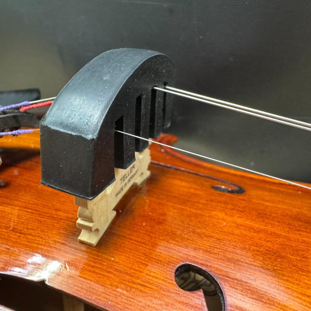 ★Artisan　4/4 バイオリン　SVS-400　ケース付　アルチザン