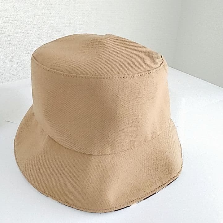 【希少美品】 バーバリー リバーシブル バケットハット ノバチェック ベージュ