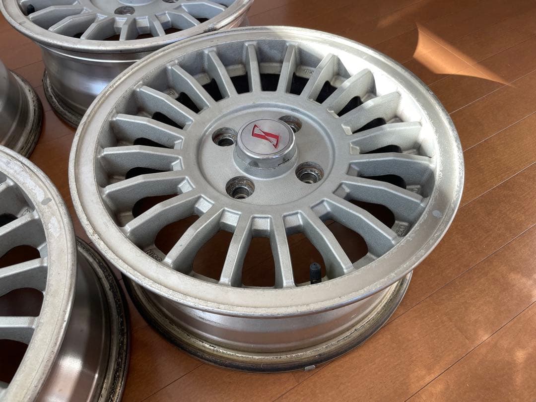 DR30 スカイライン RS 後期 純正ホイール 4本セット 専用ナット付き