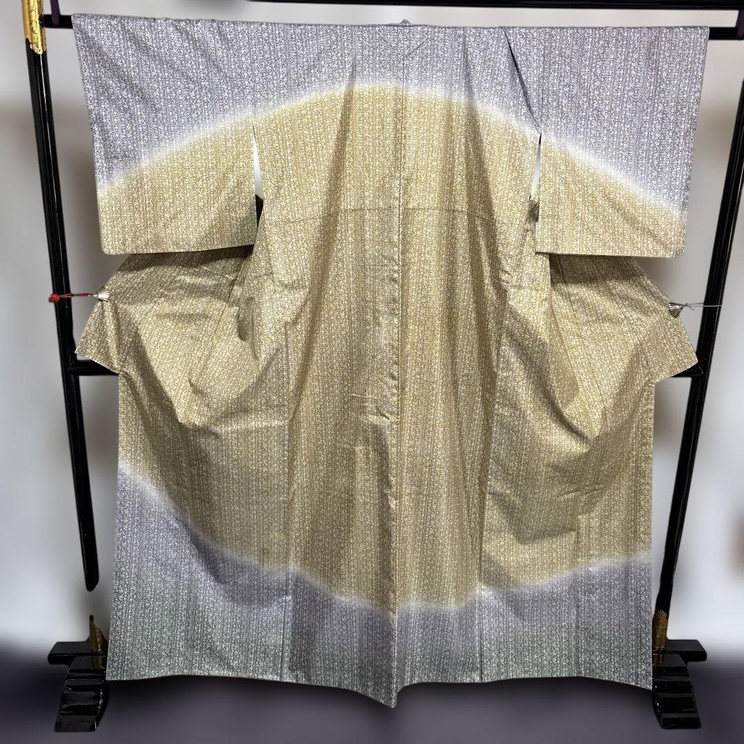 未使用近い　美品　袷　正絹　本場大島紬　フルセット　西陣綴れ織り袋帯