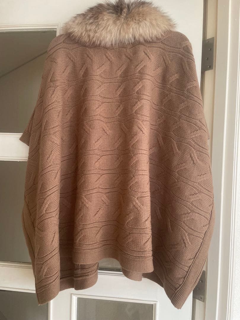 新品 アドーア ADORE ニットポンチョ コート ファー襟付 キャメル 38