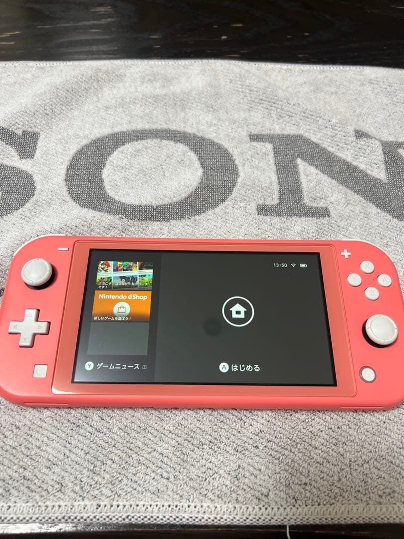 Nintendo switch Lite コーラルピンク