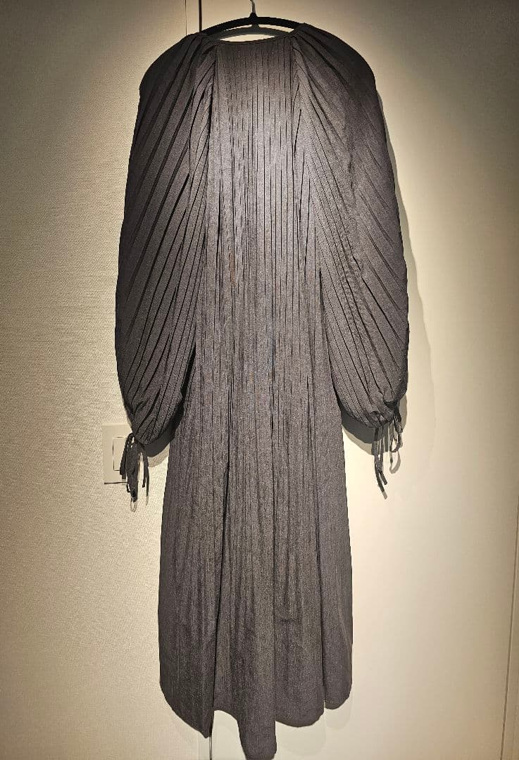 louren プリーツワンピースall pleats volume dress