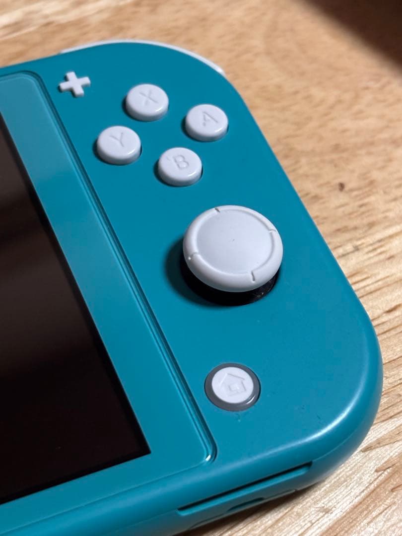 任天堂SwitchLite ターコイズブルー