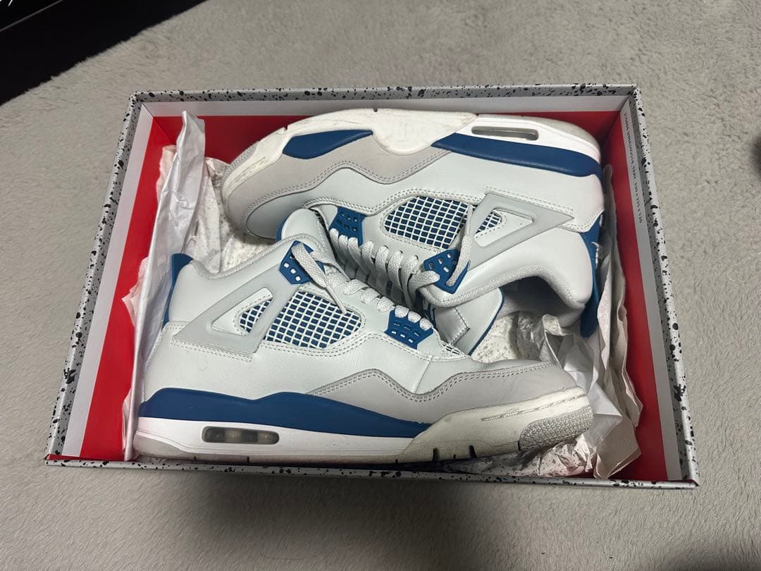 AIR JORDAN 4 RETRO オフホワイト/ブルー