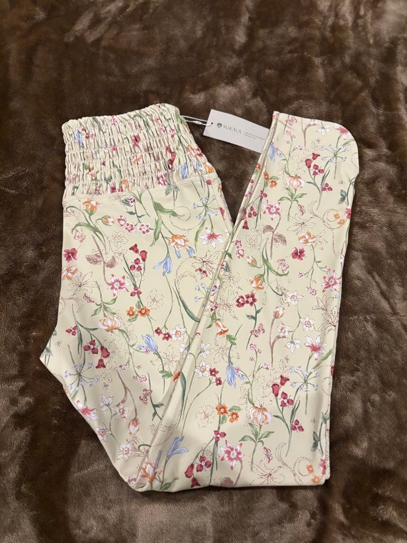 Sukala ボタニカルシャーリング　セットアップ　上下セット　Lサイズ