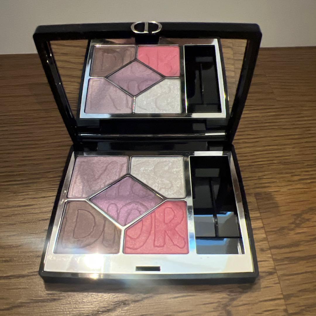 Dior アイシャドウパレット860 デアリングライラック