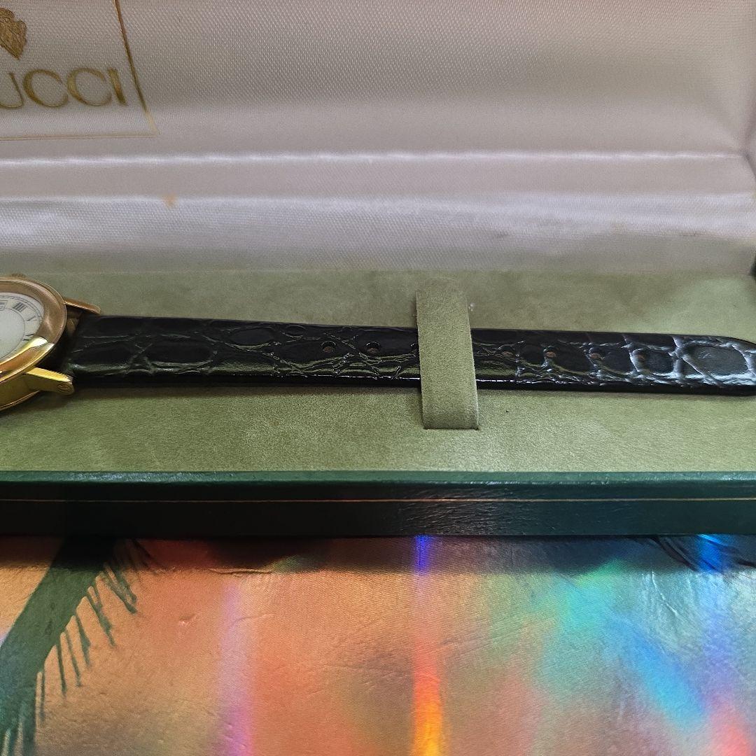 ⭐【超美品レアモデル】グッチ7200Lブラック文字腕時計(新品電池稼働品)