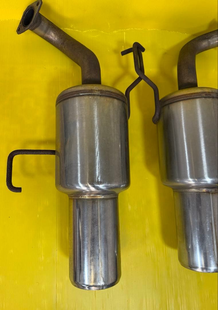 スバル レガシィ BP5 および BL5 (STI) マフラー