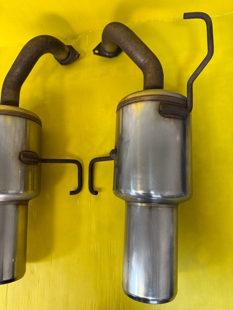 スバル レガシィ BP5 および BL5 (STI) マフラー