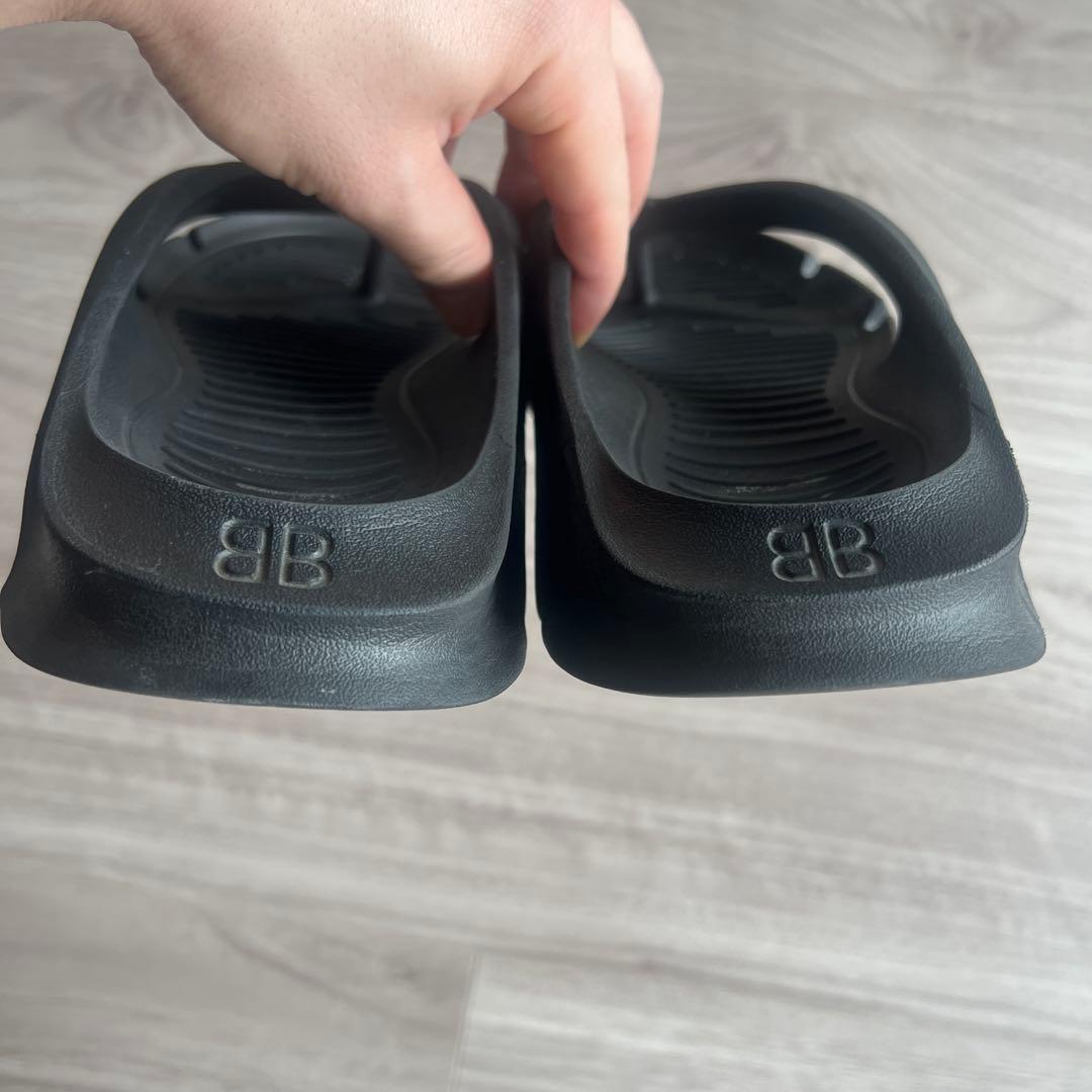 靴 Balenciaga Mold Thong Rubber Sandals