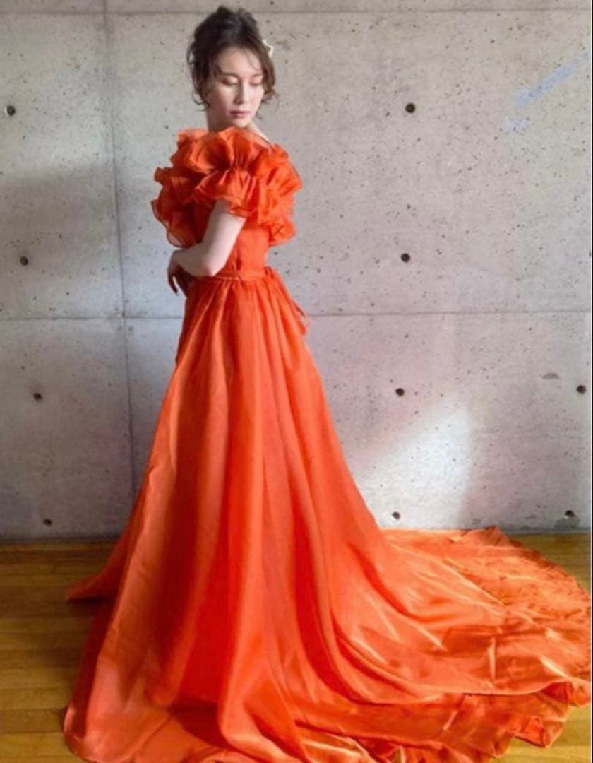 オレンジ色オフショルダードレス Sサイズ