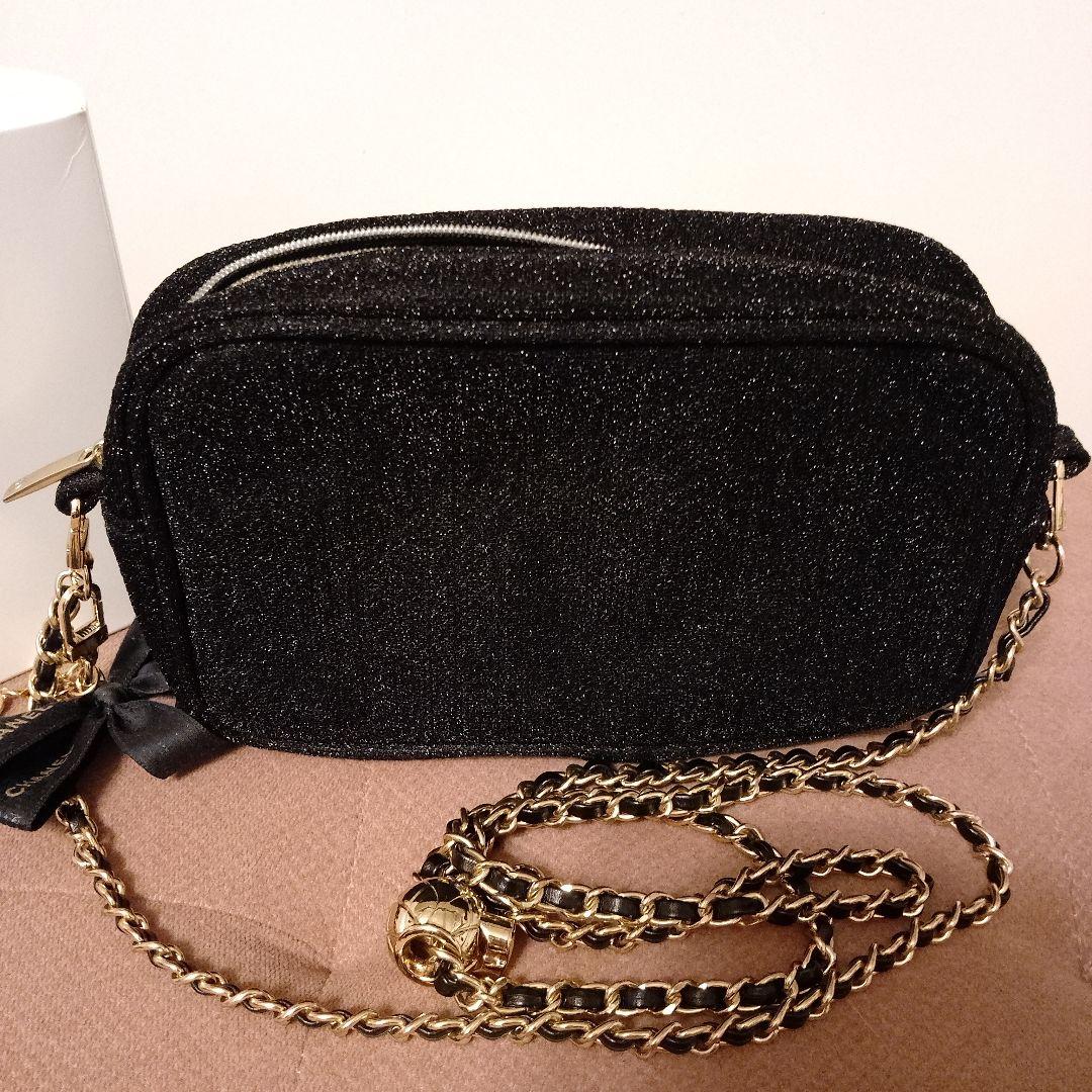 CHANEL BEAUTE ブラックショルダーバッグ