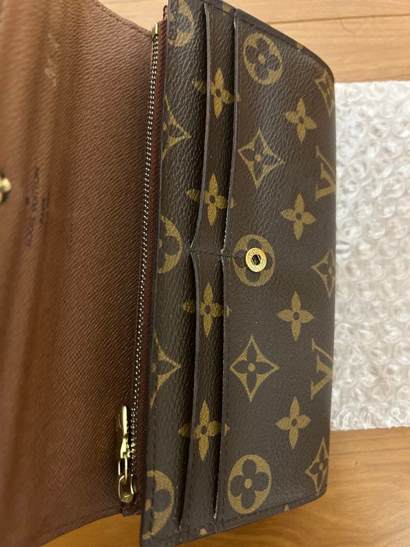 ルイヴィトン　LOUIS VUITTON 長財布