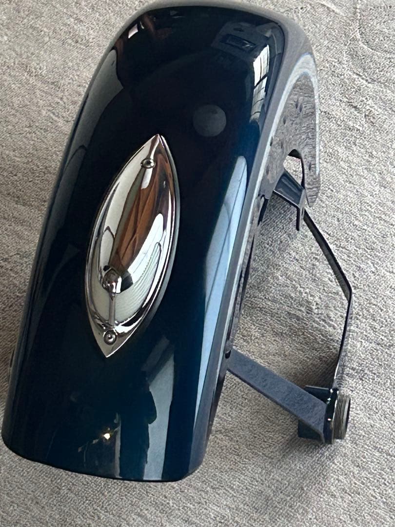 希少　ハーレーダビッドソン　純正1999FLSTSフロントフェンダー