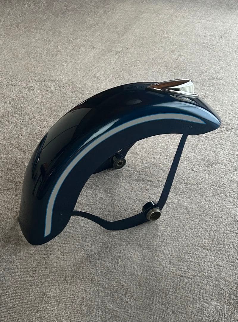 希少　ハーレーダビッドソン　純正1999FLSTSフロントフェンダー