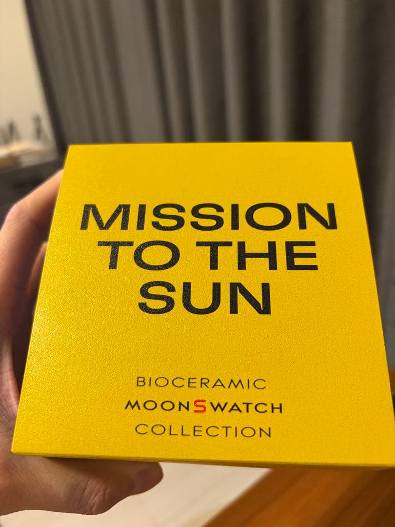 時計 OMEGA Moonswatch Mission to the Sun