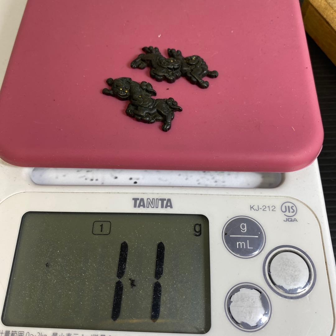 江戸時代　獅子目貫（目に金）　11g 東さ7-1012☆2F