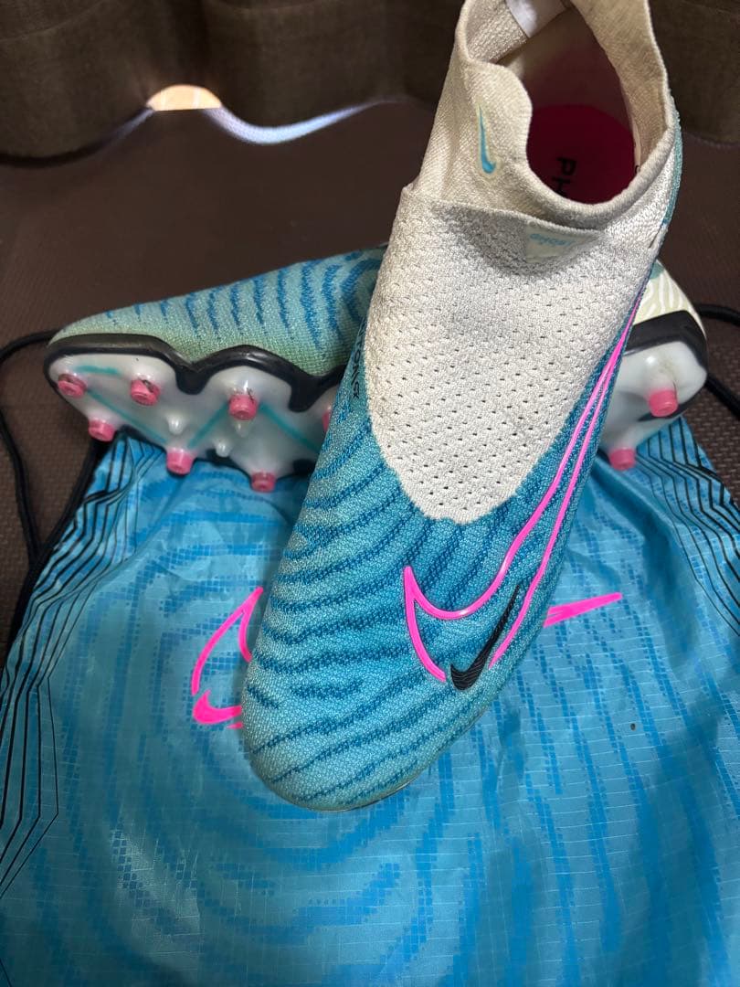 NIKE ファントムGXエリート AG