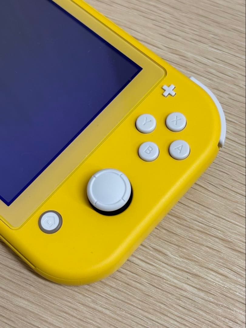 Nintendo Switch lite 本体 イエロー ニンテンドー