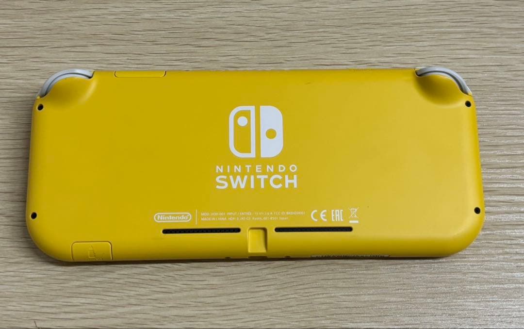 Nintendo Switch lite 本体 イエロー ニンテンドー