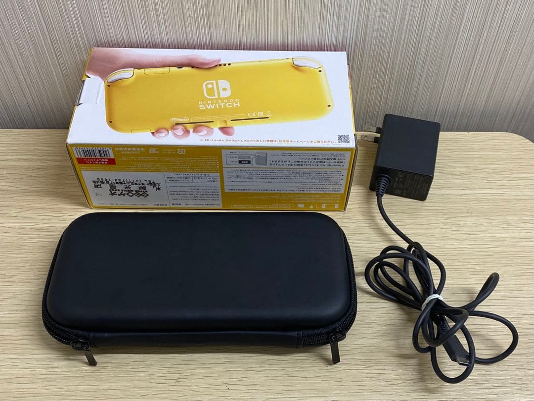 Nintendo Switch lite 本体 イエロー ニンテンドー