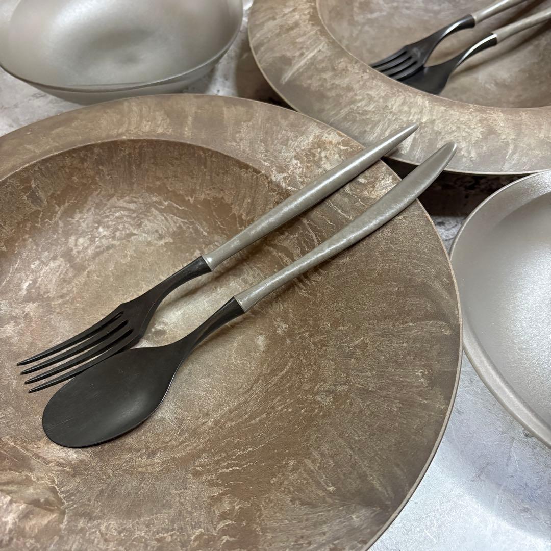 アエラス　ARAS 深皿・取り皿・カトラリーセット