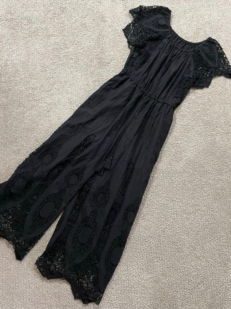 いちご　GRACE CONTINENTAL カットワーク　サロペット