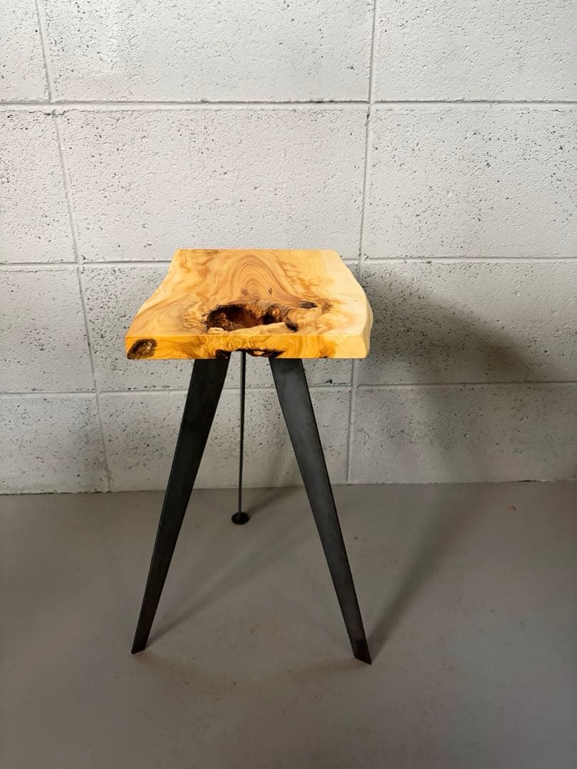 榧木サイドテーブル　コーヒーテーブル　ナイトテーブル　観葉植物置き台