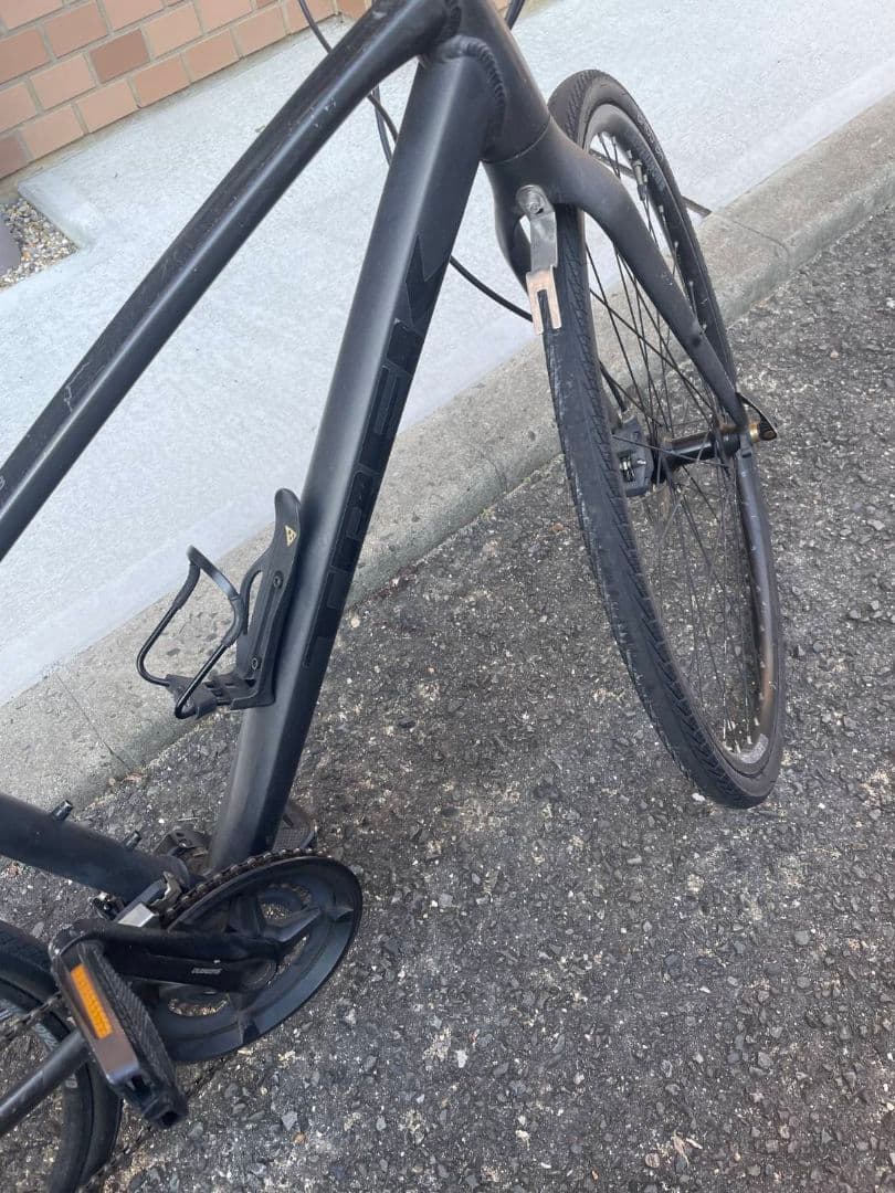 トレッククロスバイク ブラック ディスクブレーキ