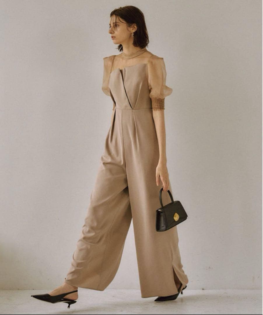 1★新品タグ付き★ LE’RURE パンツドレス　結婚式パーティベージュM